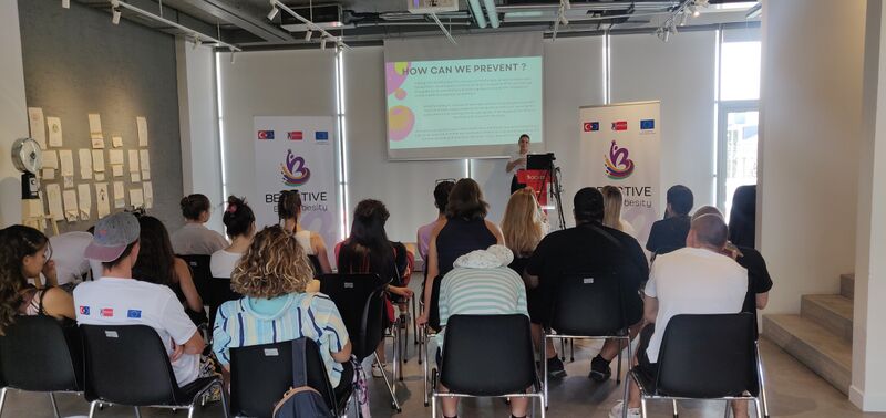 Dosya:Be Active, Beat Obesity 2 Foto (2).jpg