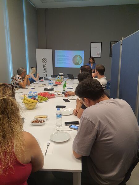 Dosya:Sağlıklı Beslenme ve Popüler Diyetler (4).jpg