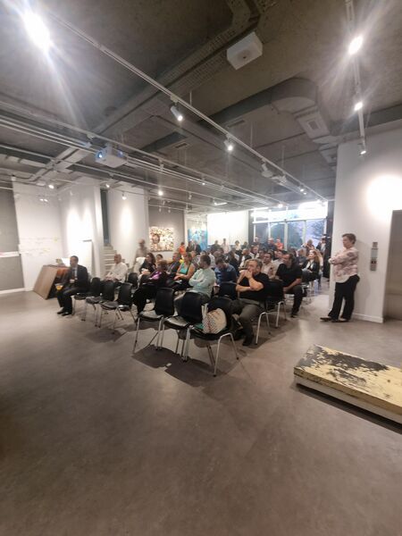 Dosya:26 Eylül Tesla MR Cihazı Lansmanı.jpg