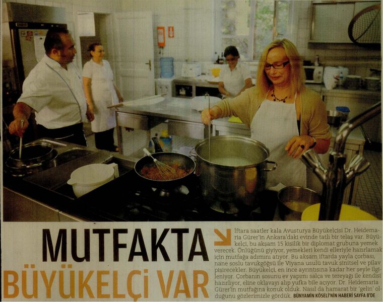 Dosya:ZAMAN CUMARTESİ 2011-08-27 124049458 224668852 0.jpg